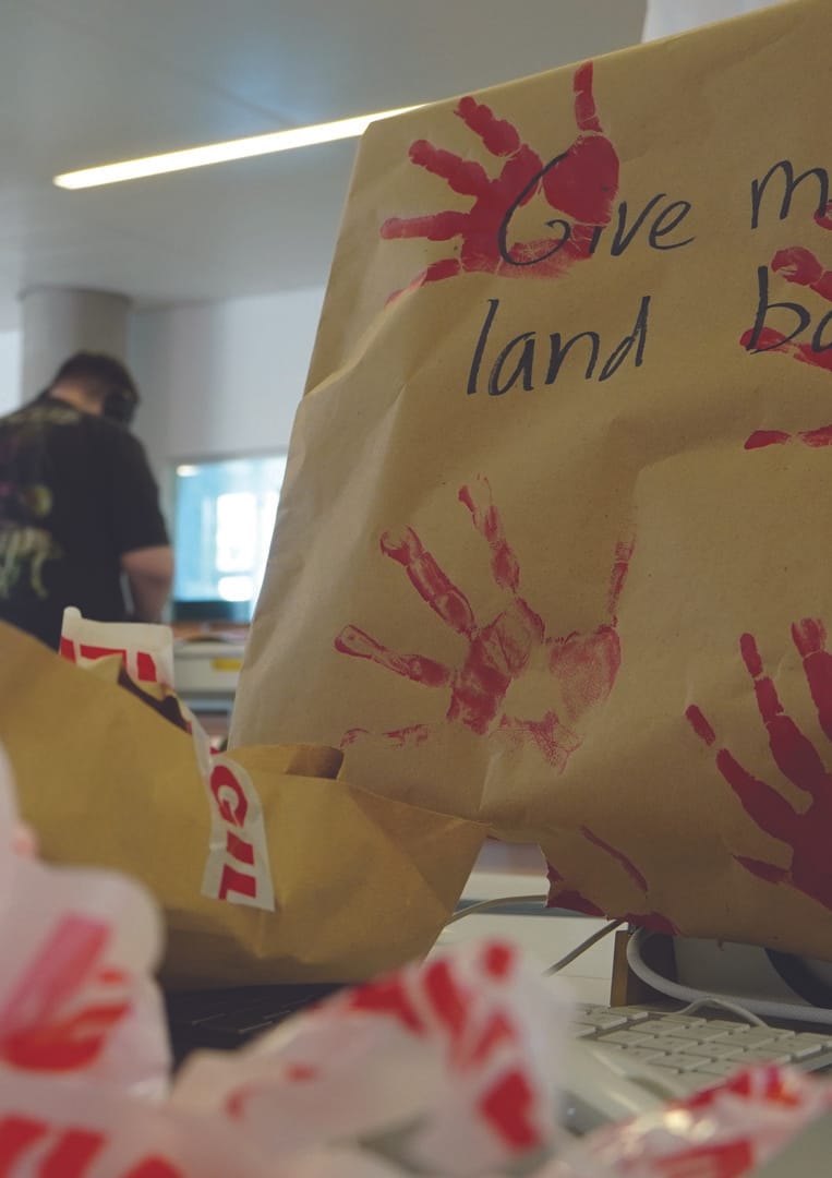 Lily Mitchell, 12550-2996791_91cbeb8, DEGREE SHOW copy 3-000