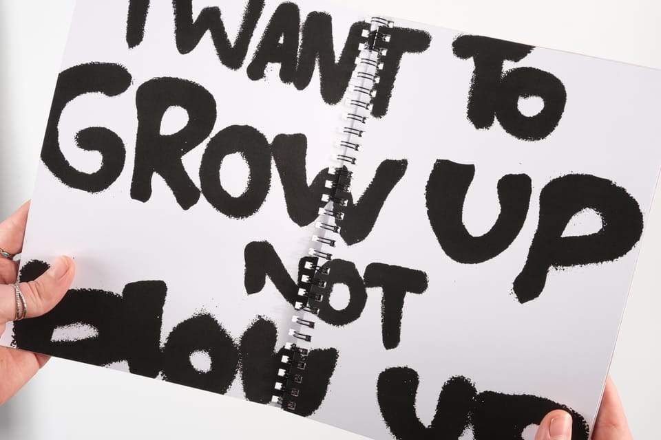 Uncagd, liv publication
